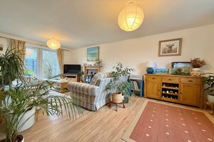 Lounge- click for photo gallery